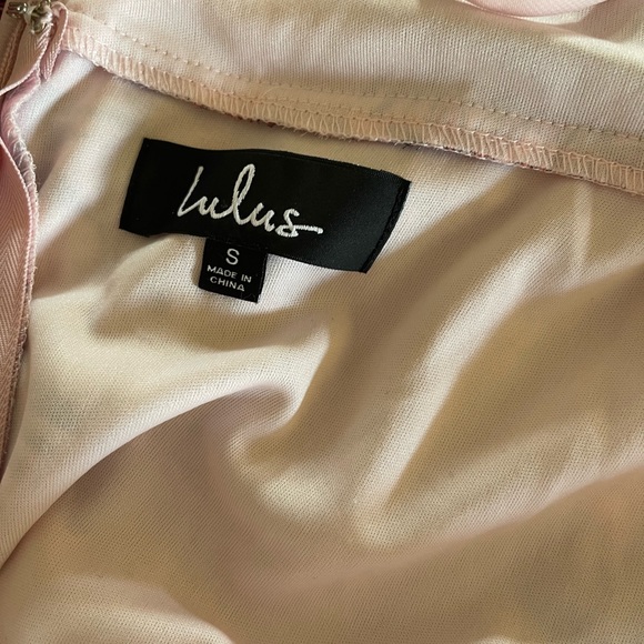 Light pink floral maxi dress Lulu’s size S - Picture 9 of 9